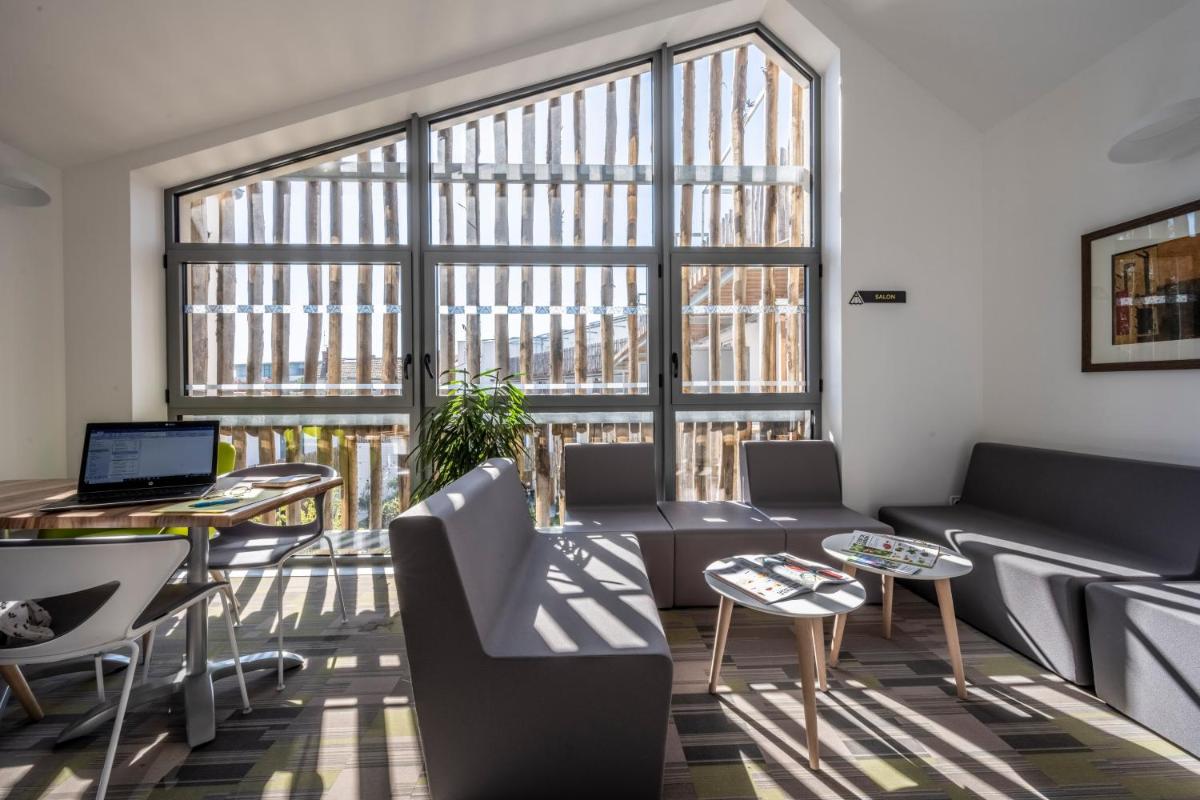 ATHOME RESIDENCE ET SPA - Housity