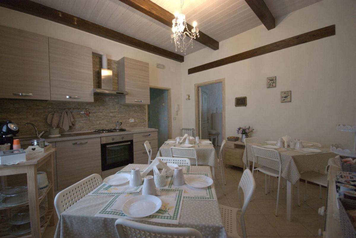 B&B Vittorio Emanuele - Housity