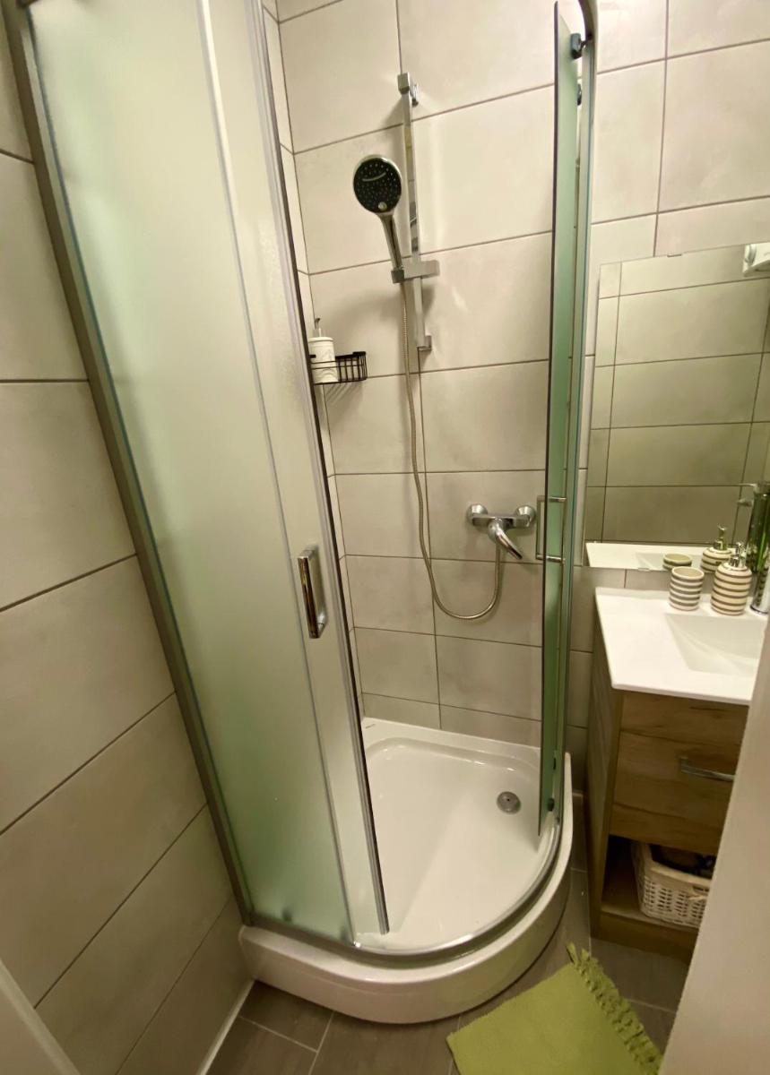 Studio Apartma Sara - Housity