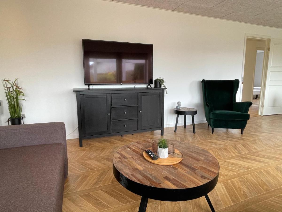 Margrethes Vej 22 - King's Apartment - 105m2 - Housity