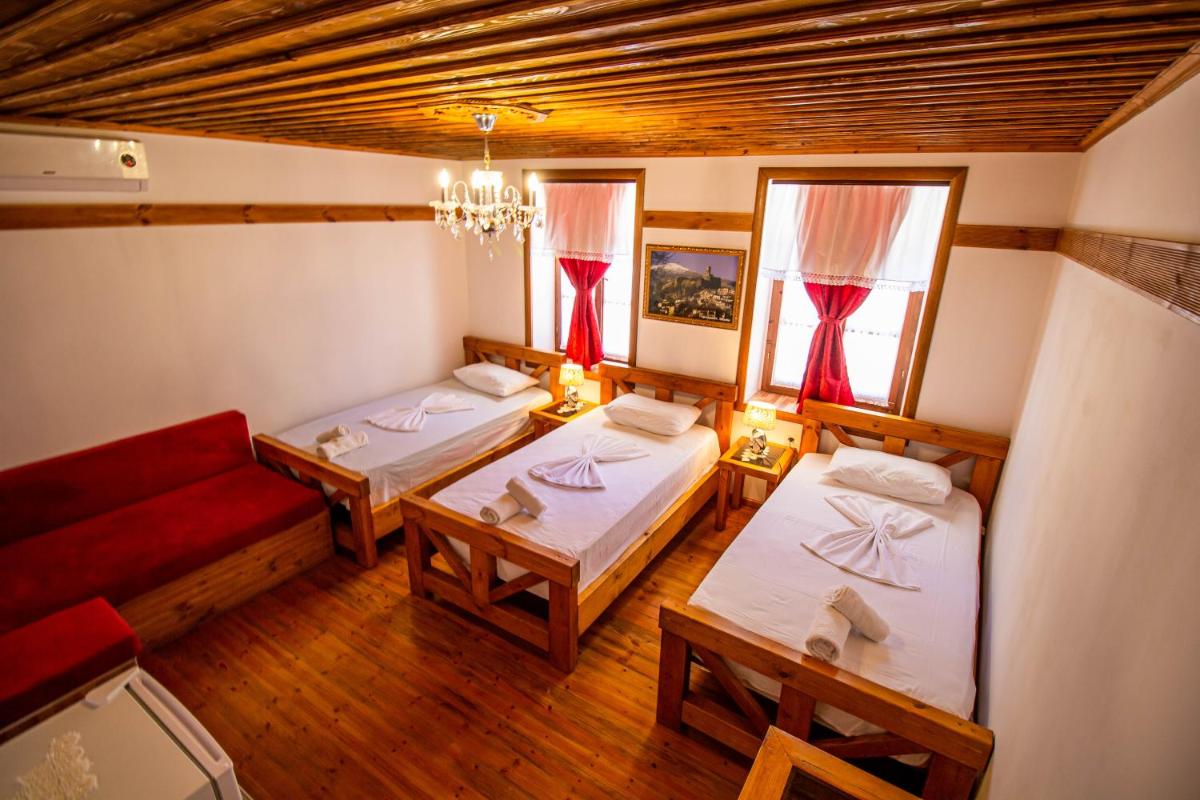 Hotel Bebej Tradicional - Housity