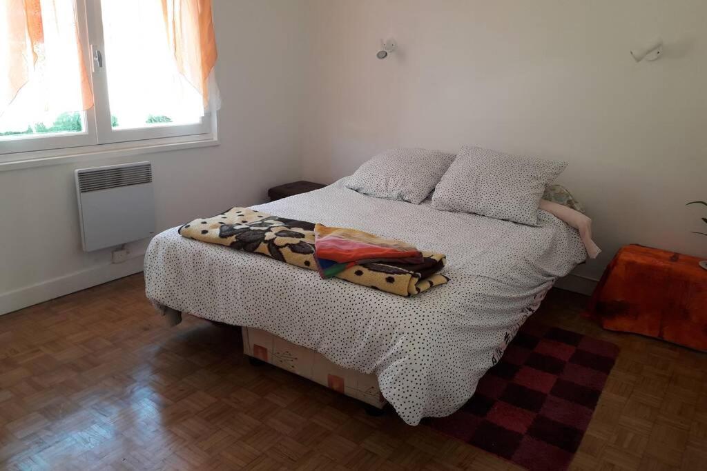 Grand appartement avec jardin Promos en juillet location a la semaine samedi au samedi ou dimanche au dimanche - Housity