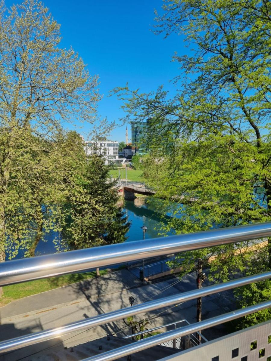 City Bridge Guest House - Housity