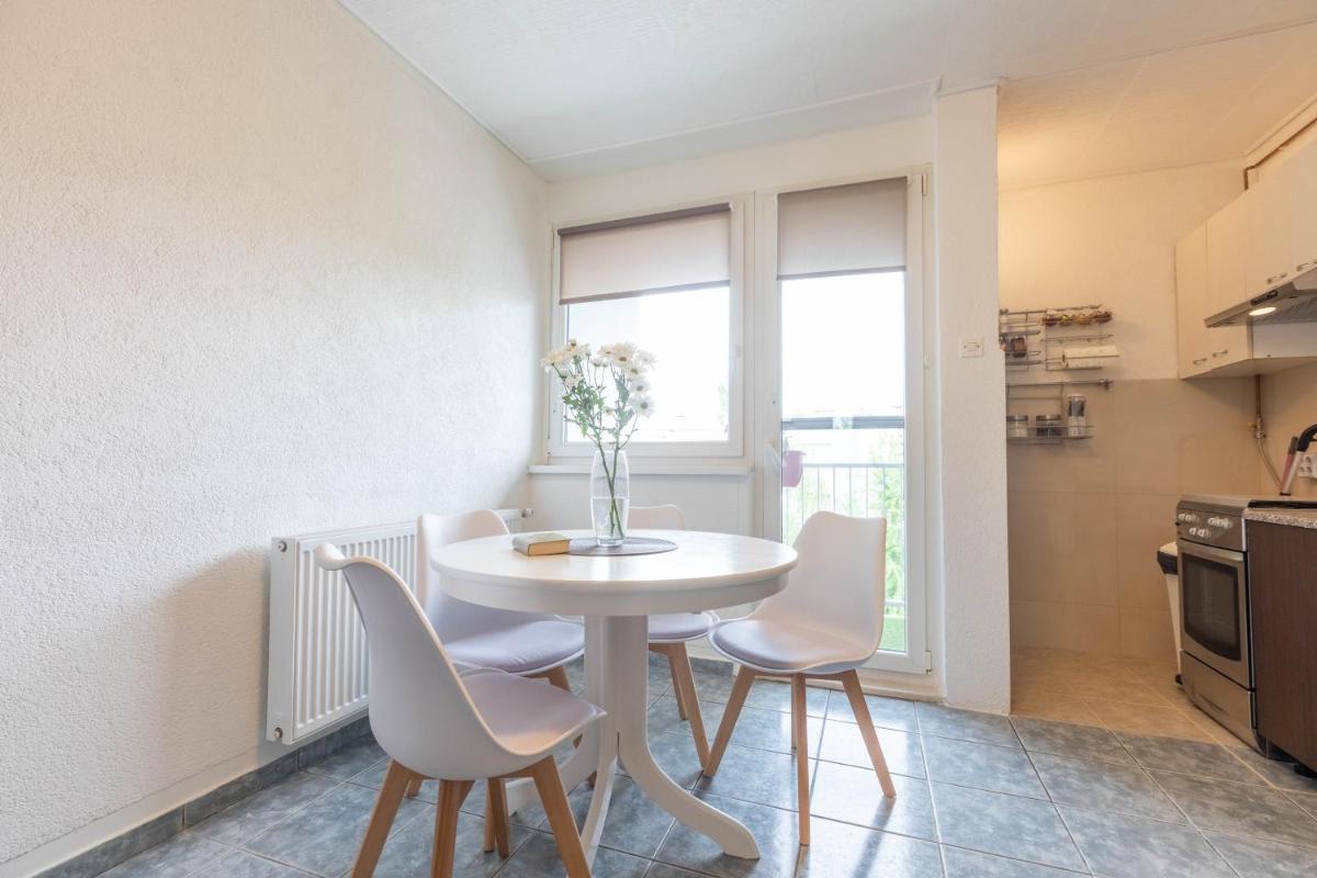 Cosy Apartment Hugo - Housity