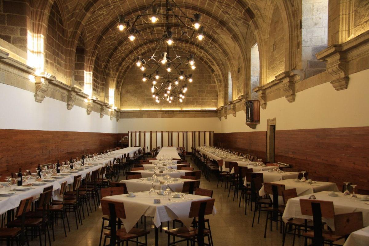 Hospedería San Martín Pinario - Housity
