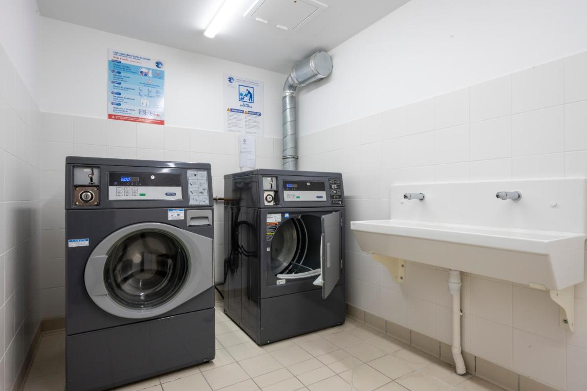 Photo de la galerie de l'établissement ATHOME RESIDENCE ET SPA, à La Rochelle