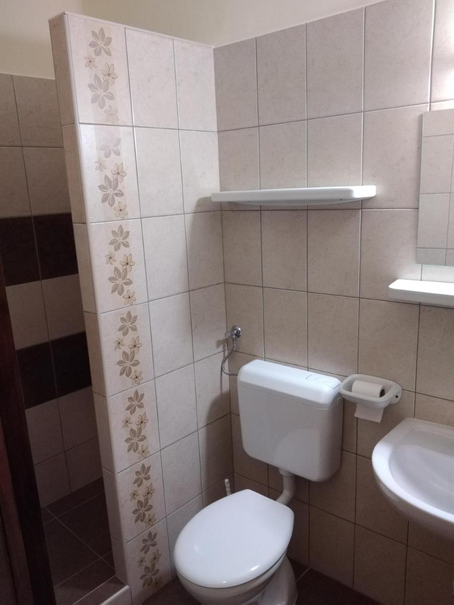 Otthon Apartman - Housity