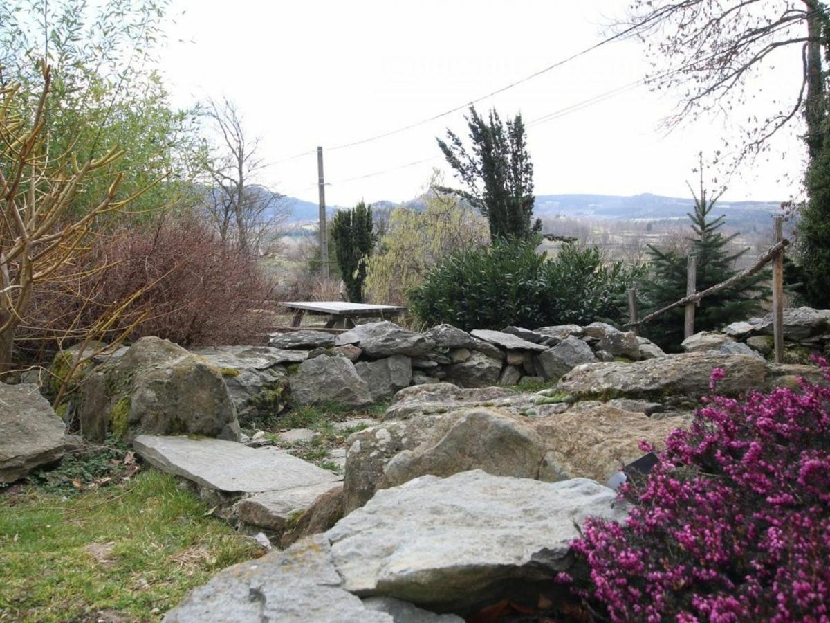 Gîte Saint-Julien-Chapteuil, 3 pièces, 4 personnes - FR-1-582-109 - Housity