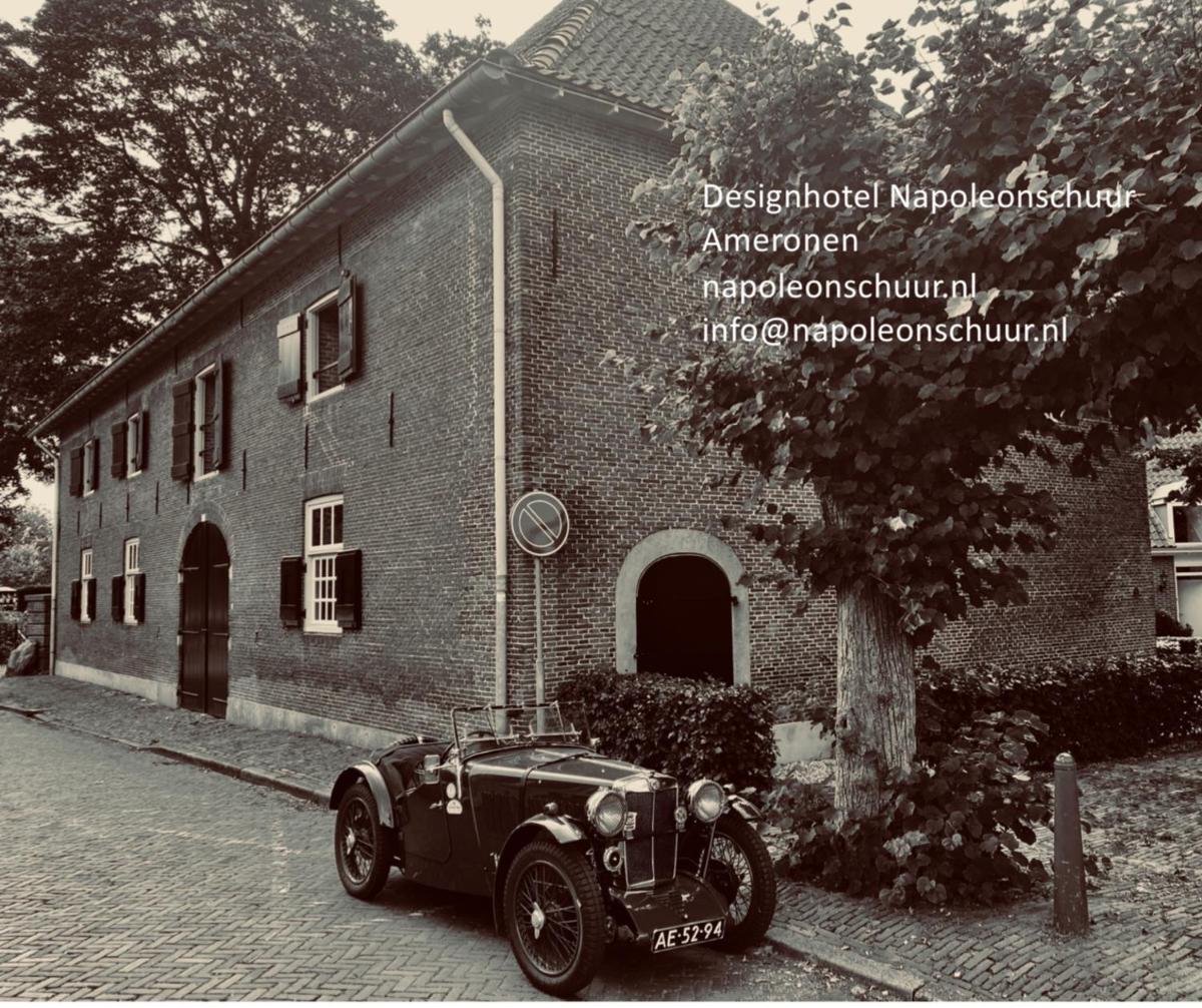 Hotel Napoleonschuur - Housity