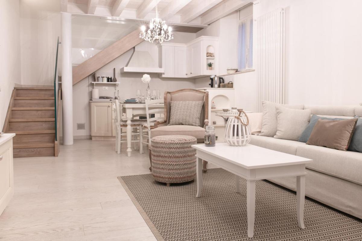 The Suite Home Verona - Housity