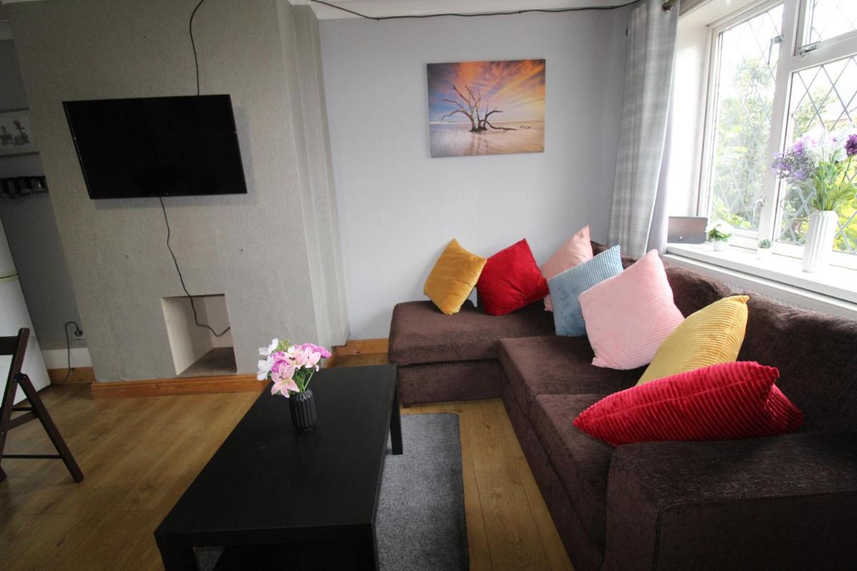 Holland House - Housity