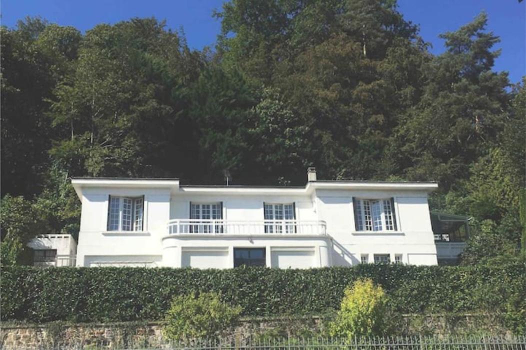 Villa des Millepertuis - Housity