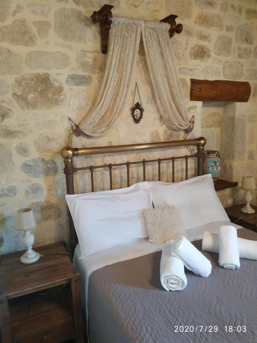Amazing Stone Villas - Housity