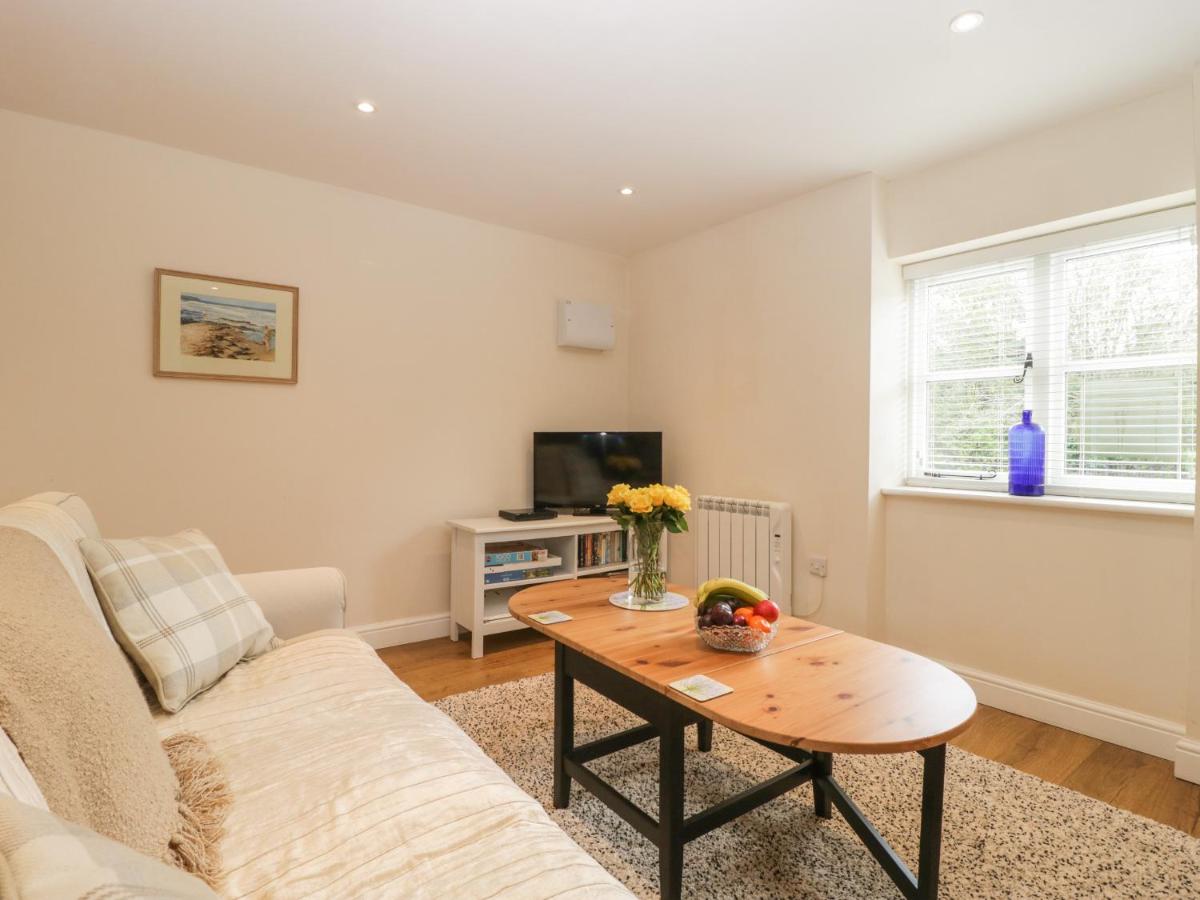 Granary 1 - Housity