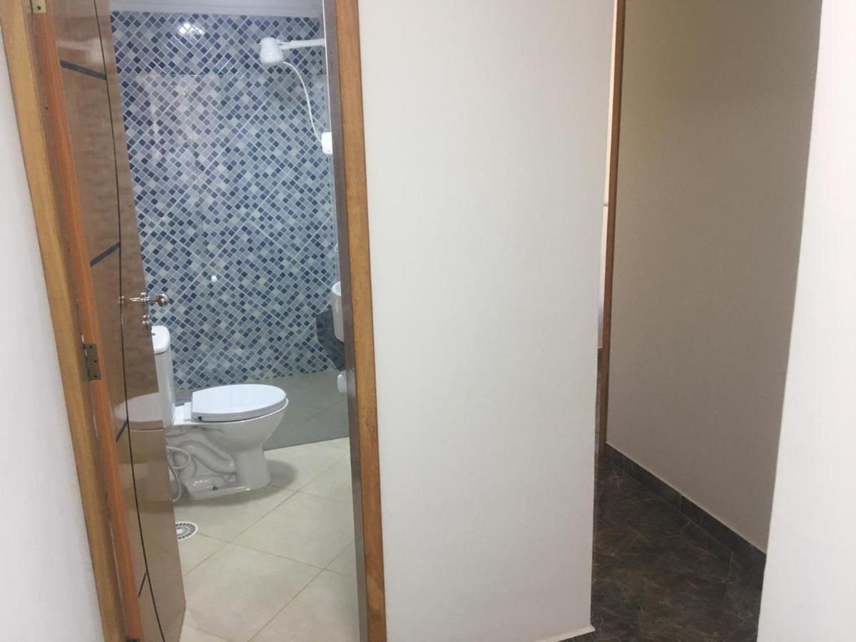 Excelente casa com área gourmet - Housity