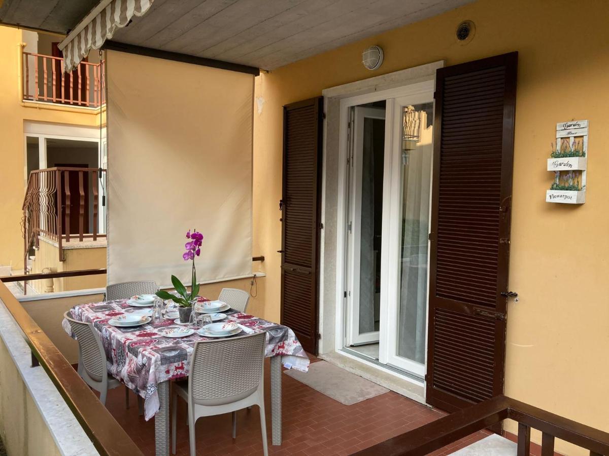 Appartamento a Peschiera del Garda con piscina - Housity