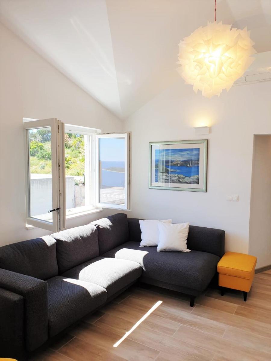 Stella Maris - Penthouse, Hvar - Housity