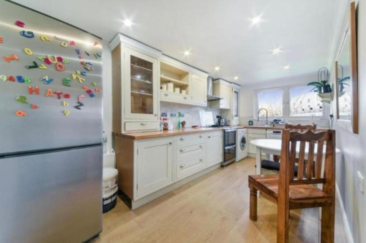 Brunswick Rooms - Housity
