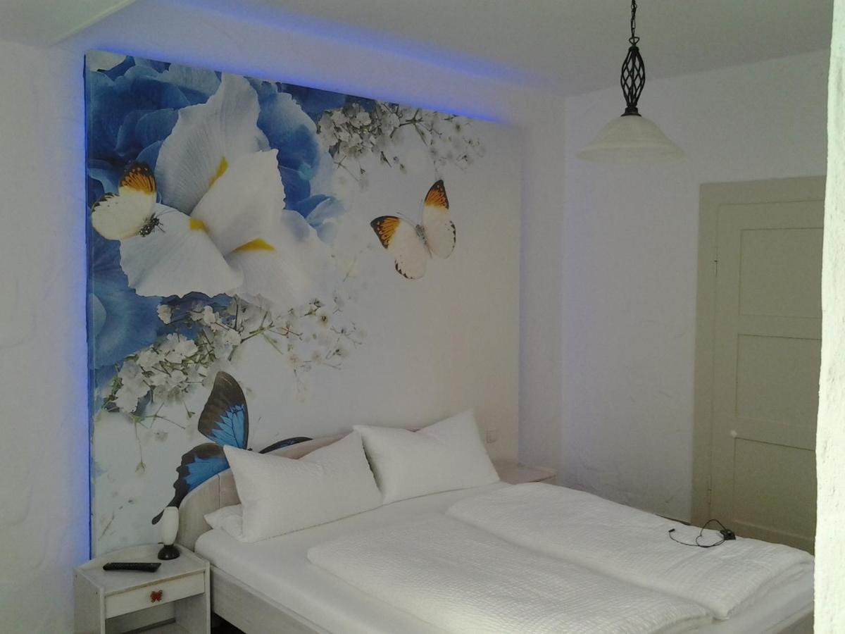 Lug ins Land Wachsenberg - Housity