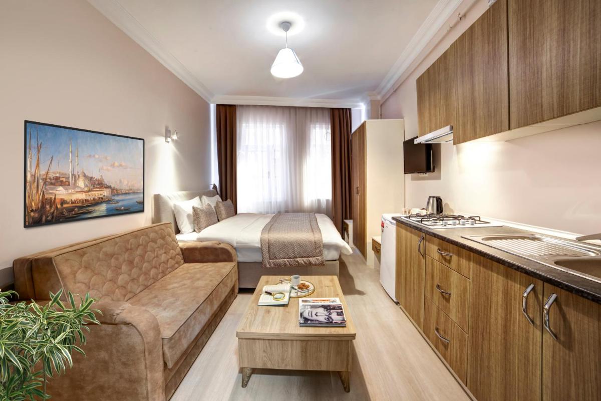 SEVEN ROSES APART HOTEL - Housity