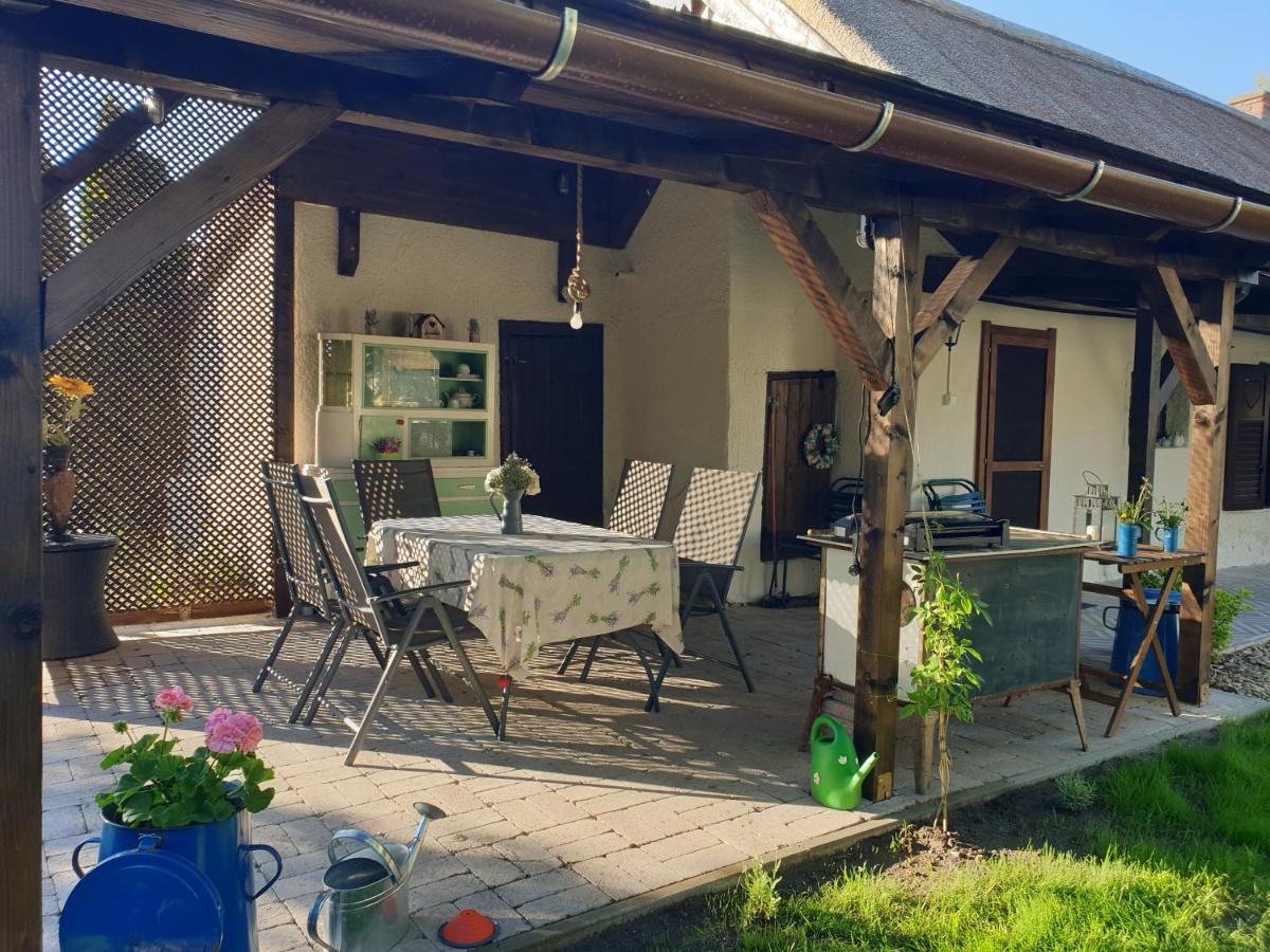 Lovely Cottage Home - Housity