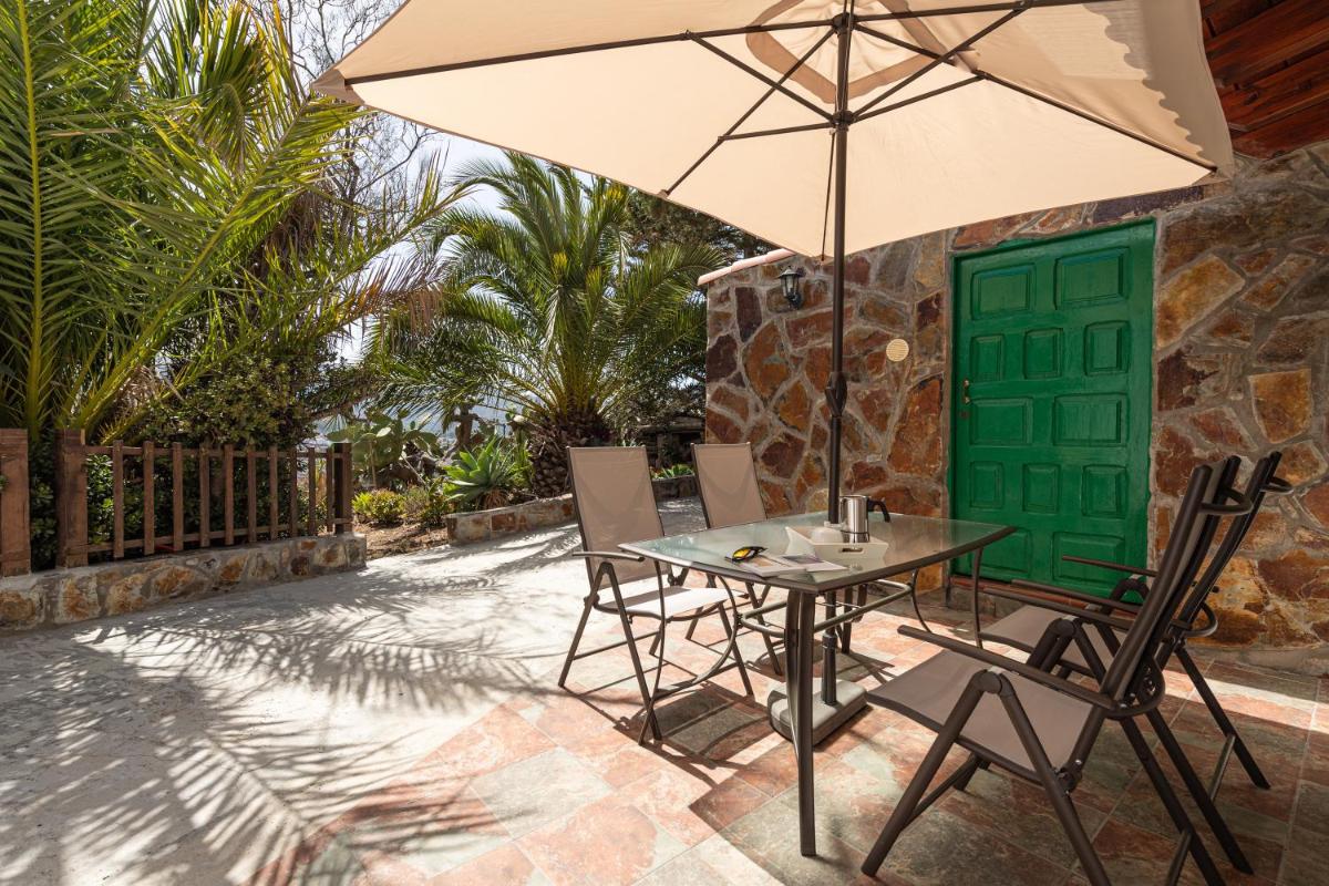 Sunset Views Terrace 2BR Cave House - Parking - Housity