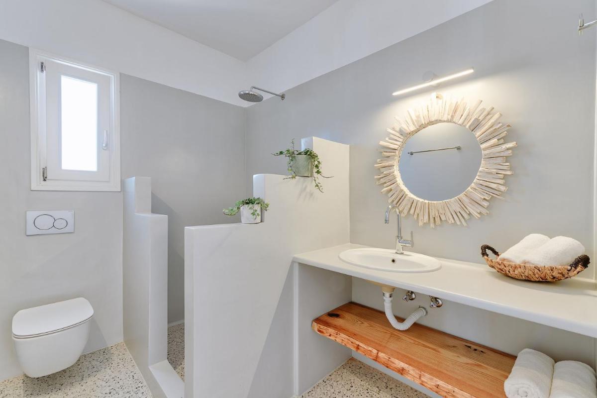 Agapi's Houses - Housity