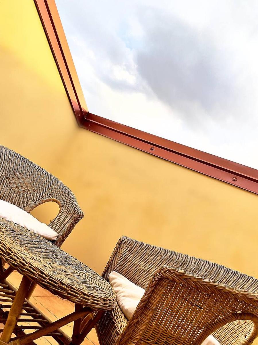 Hotel La Cometa - Housity