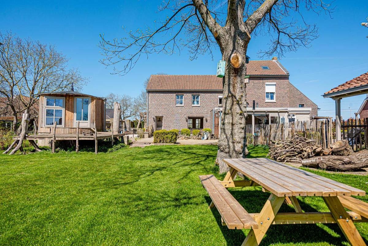 Bed & Breakfast Ohé en Laak - Housity
