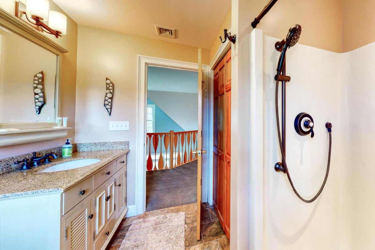 Stone Creek Retreat - Housity