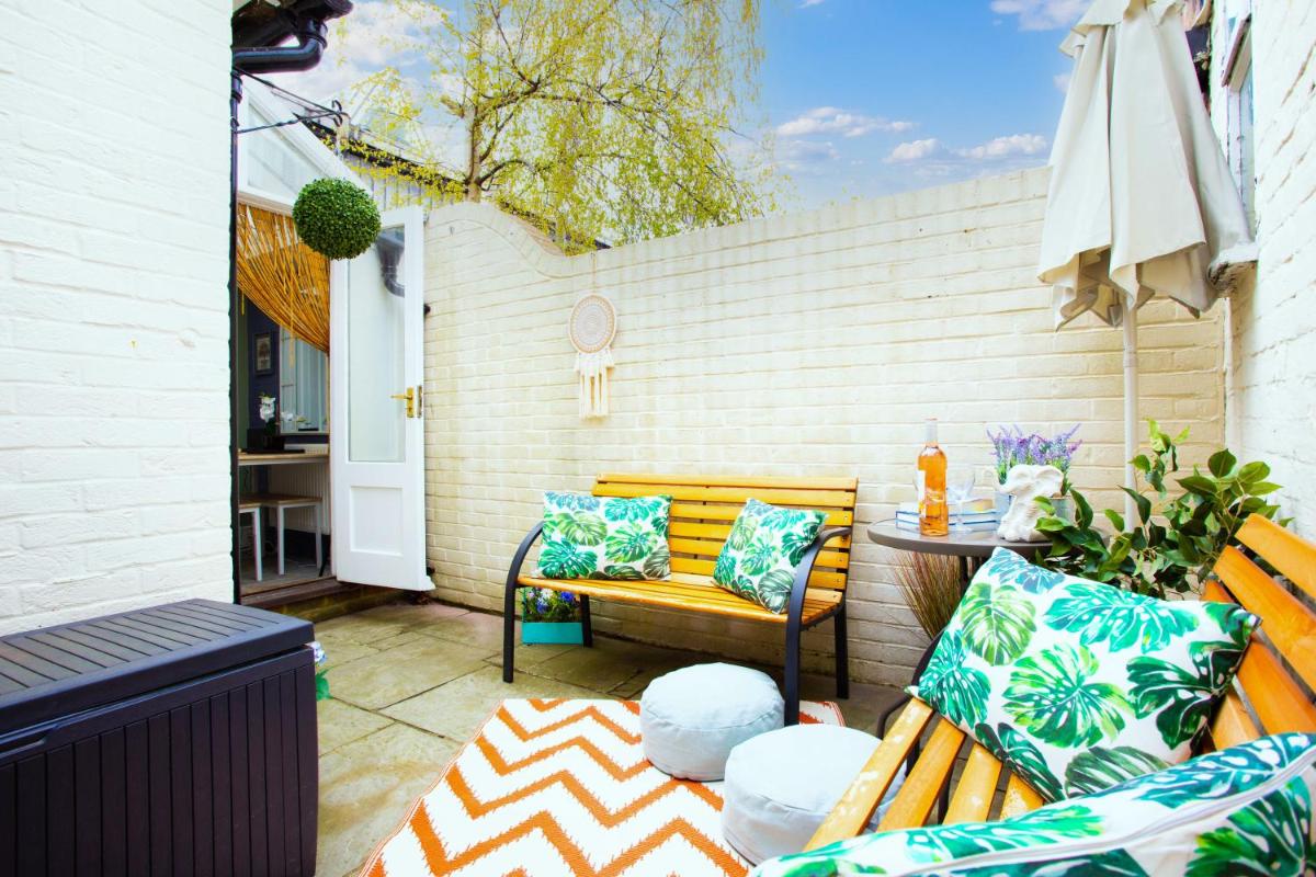 The Nest Canterbury -Central-Ultra WIFI - Housity