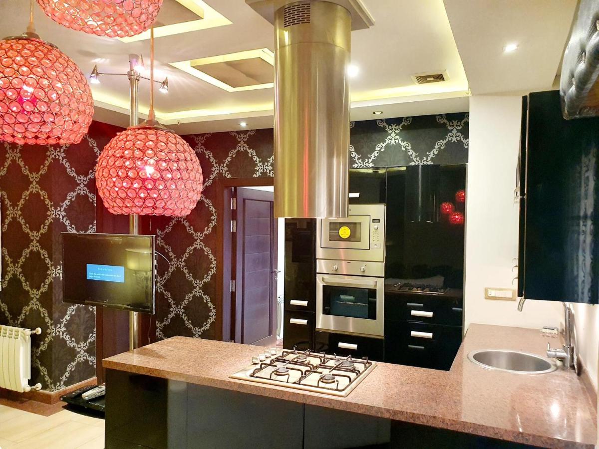 Suitetrails - Luxurious Boutique One Bed Apartment In Bahria Town