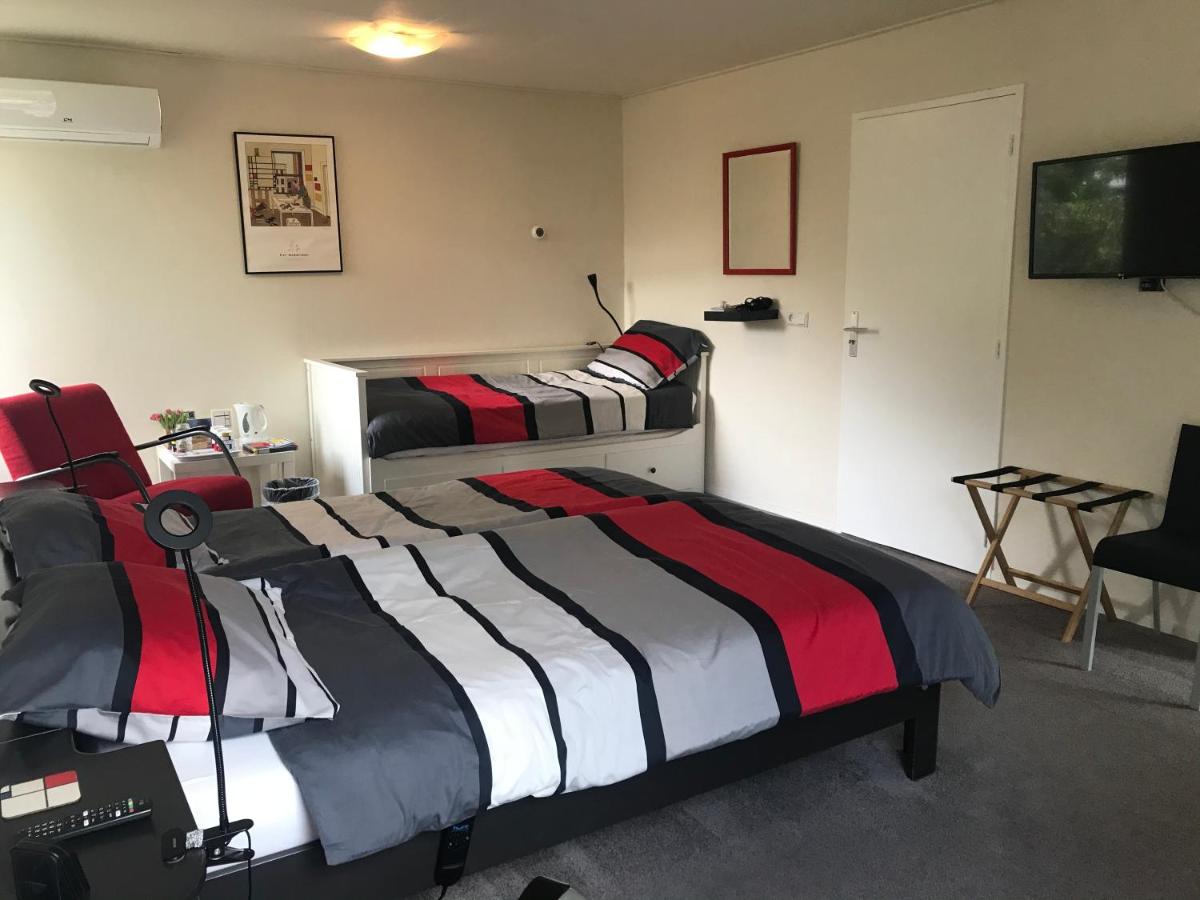 B & B De Stijl - Housity