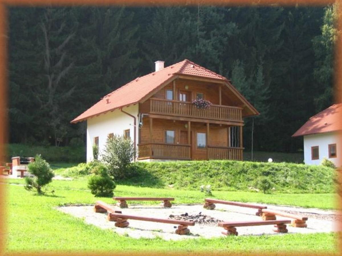 Motylek 8 - Housity
