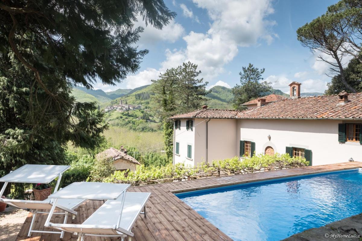 Villa Tina with POOL into the nature - Housity
