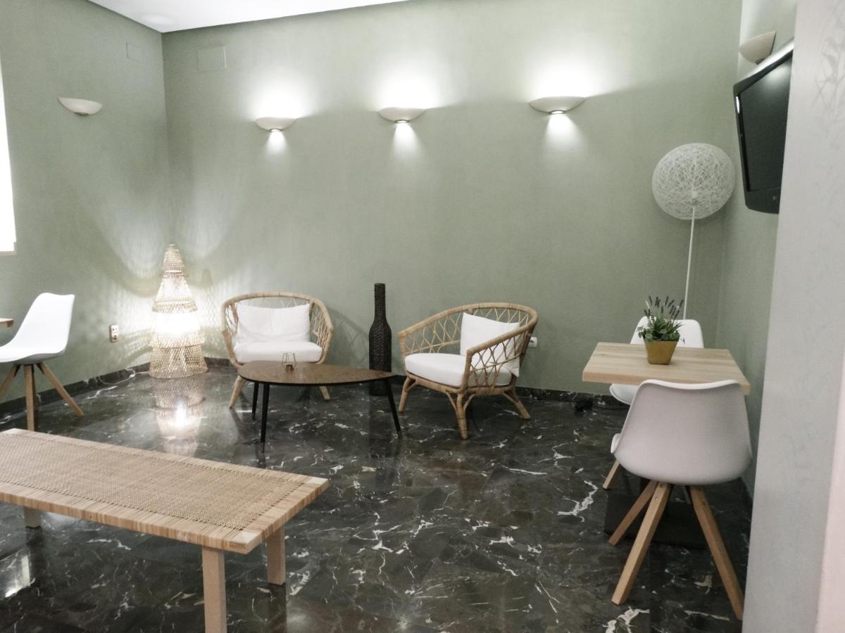 Hotel Goya - Housity