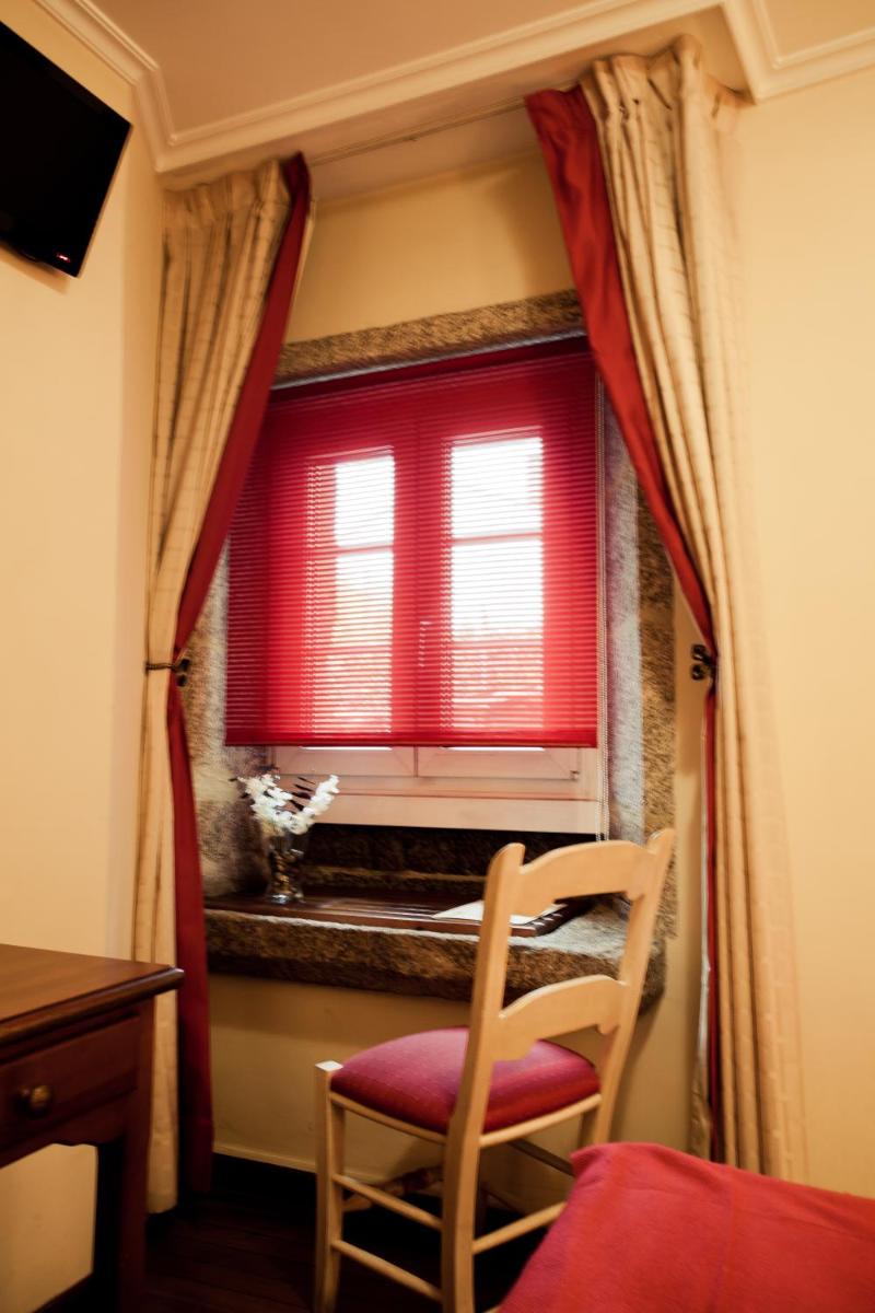 Hotel Fonte de San Roque - Housity