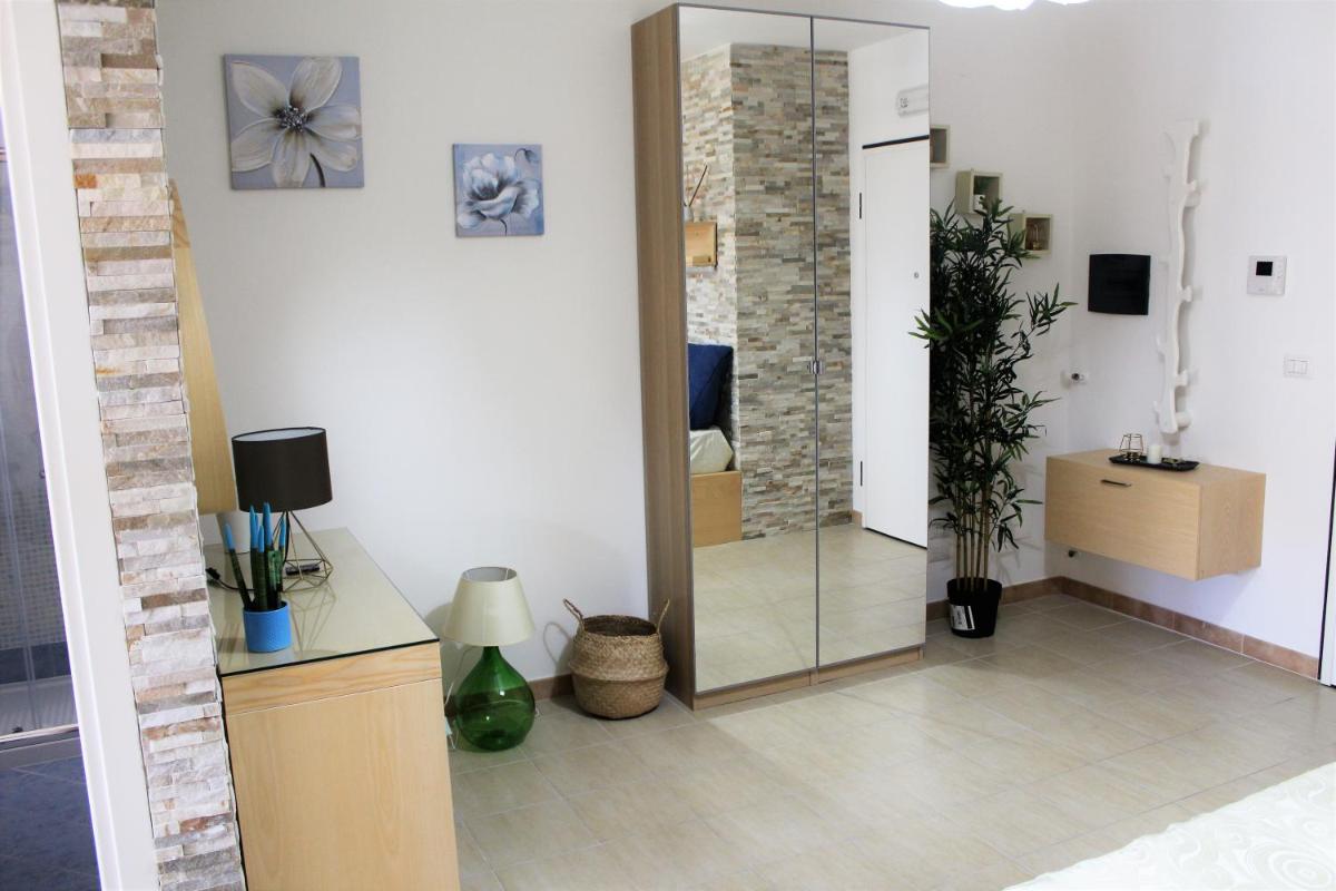 Casa Angelina Deluxe Suite - Housity