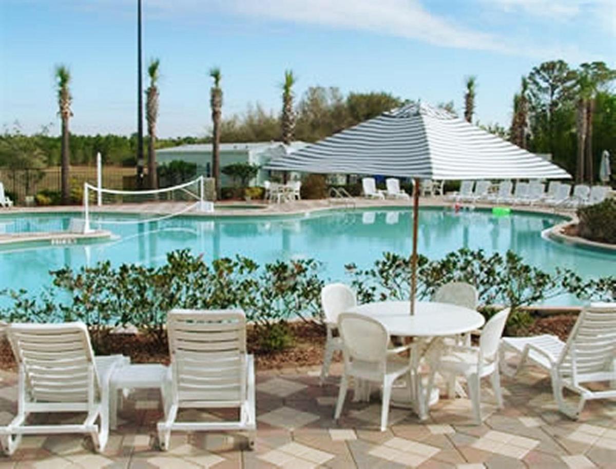 Warm and Friendly One Bedroom Family Getaway Villa in Kissimmee - Housity