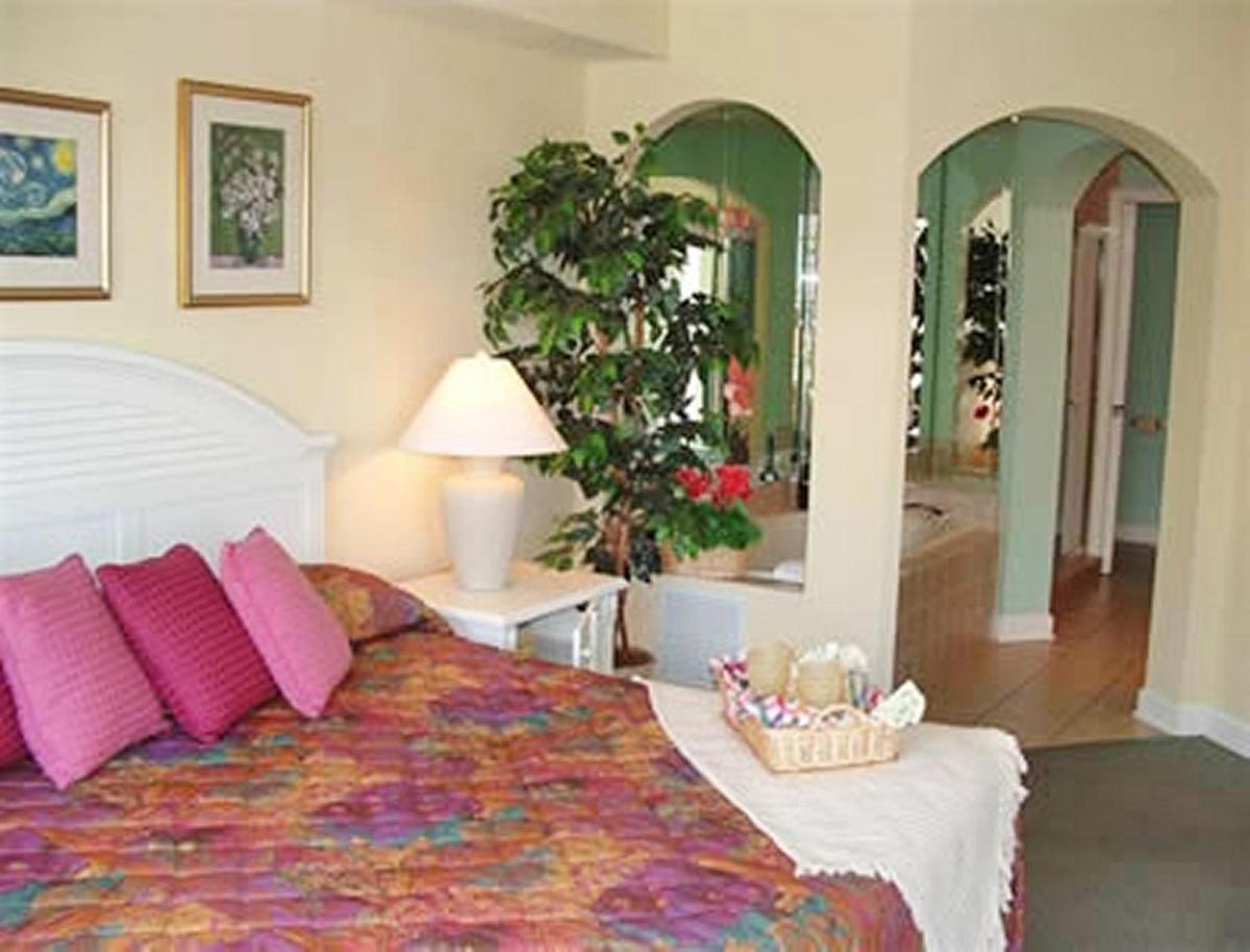 Warm and Friendly One Bedroom Family Getaway Villa in Kissimmee - Housity