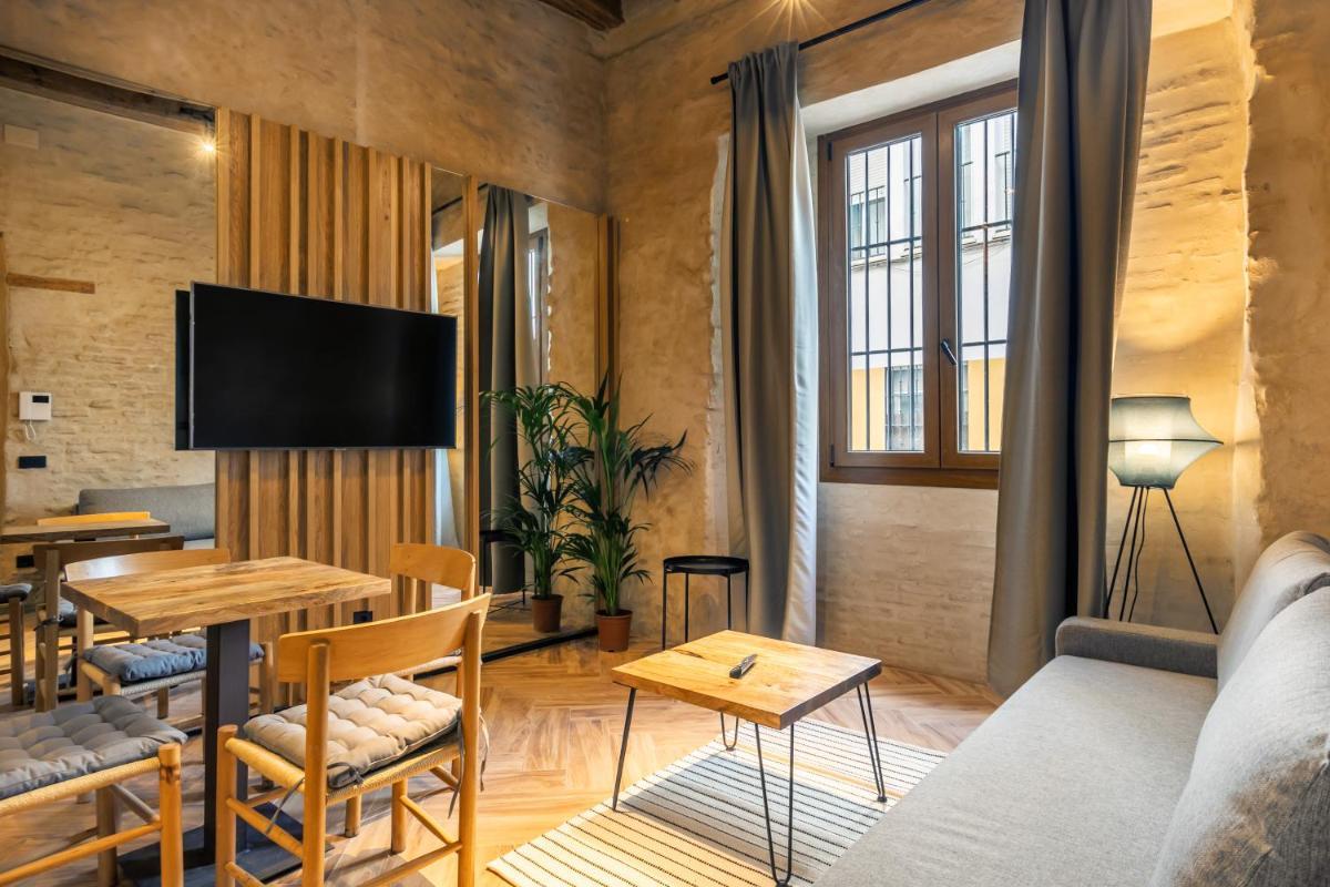 Santa Clara Suites Sevilla - Housity