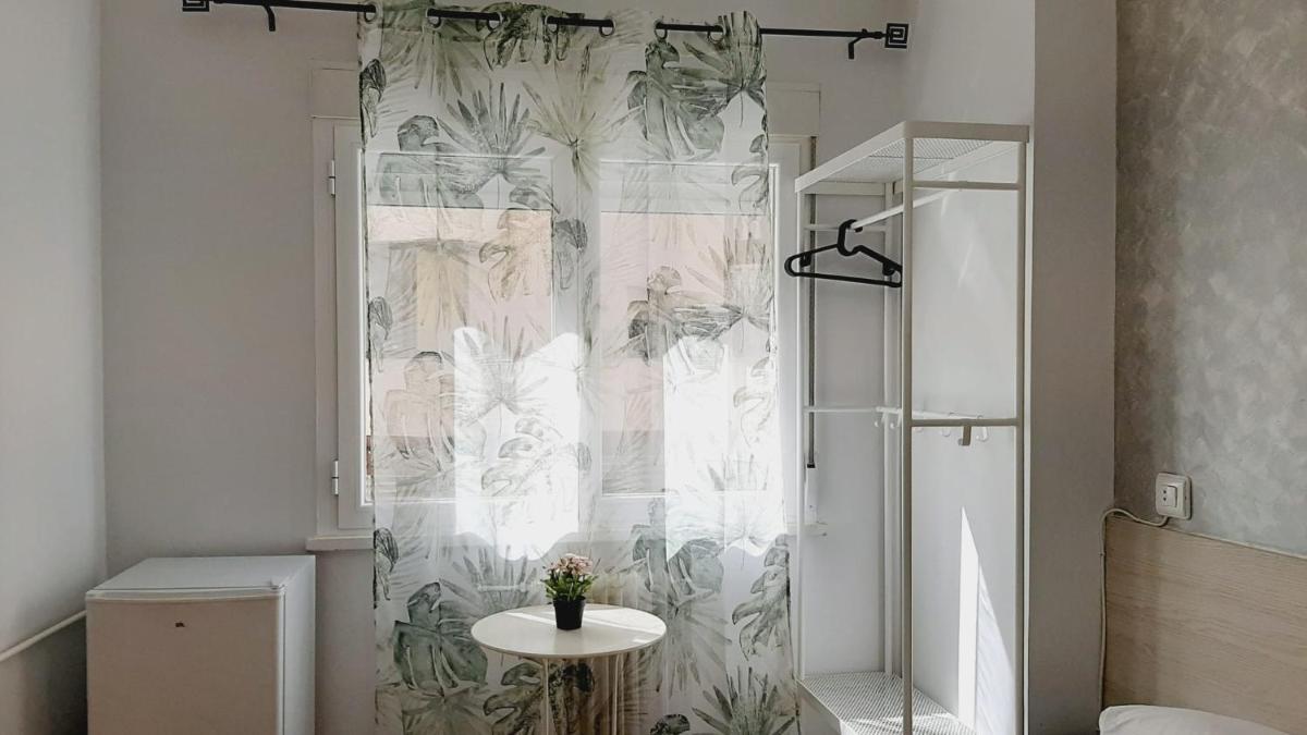 Suitetrails - Hostal Lucia by gaiarooms