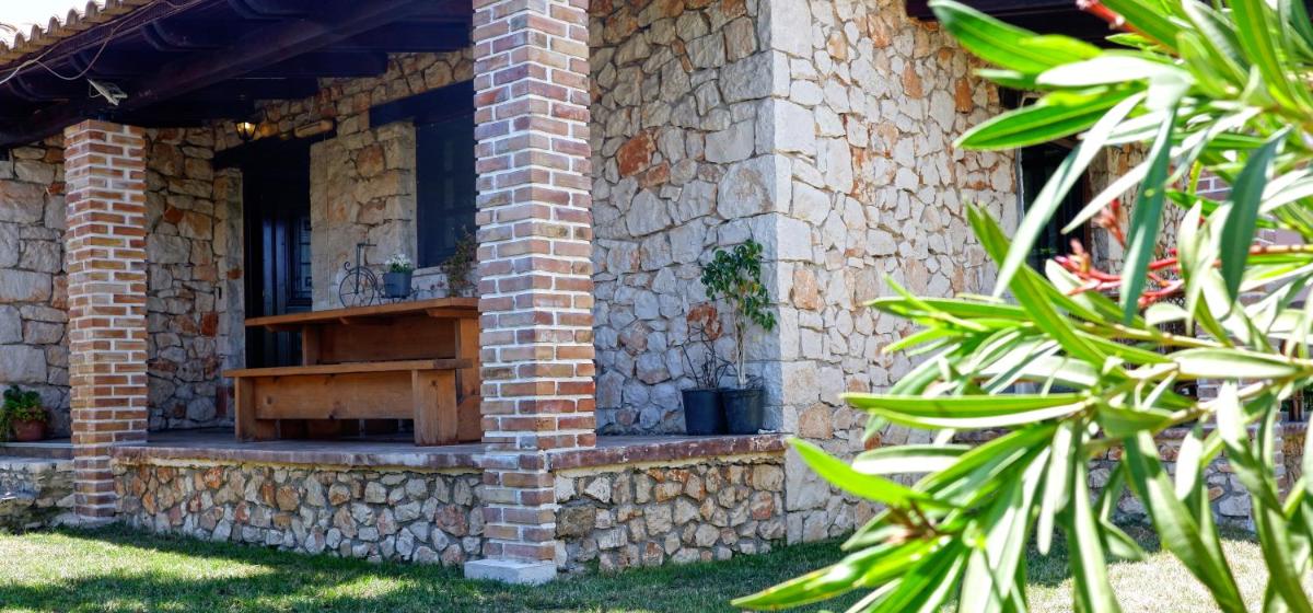 Villa Constantis - Housity