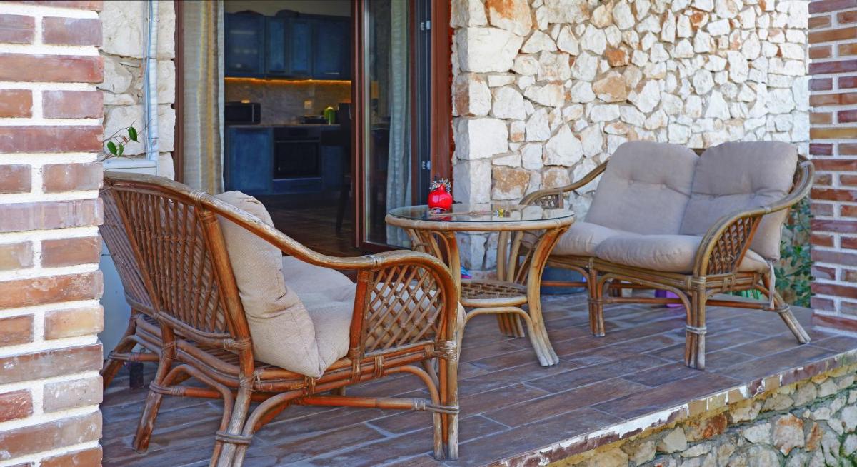 Villa Constantis - Housity