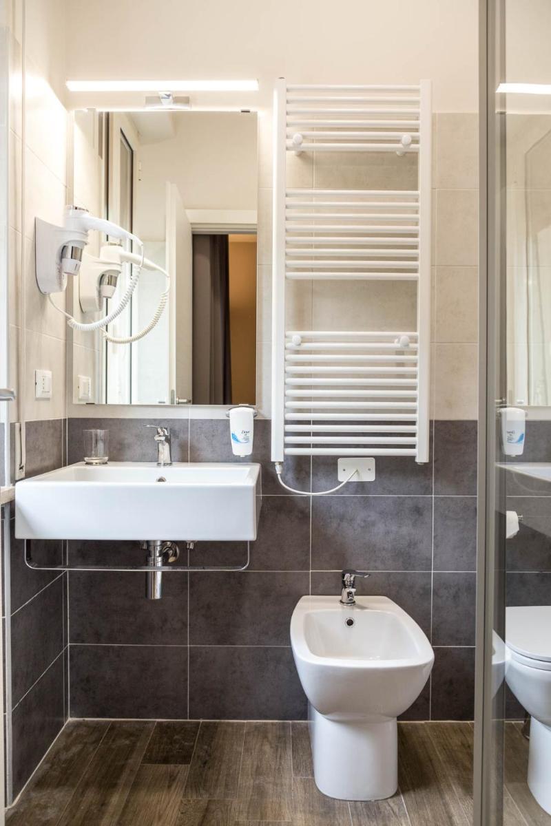 Hotel Terme di Frasassi - Housity