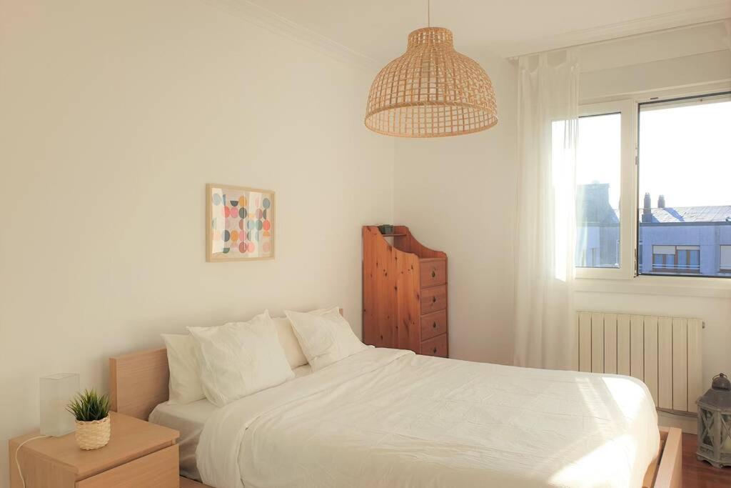 SUPERBRIGHT APARTMENT close to BEACHES & METRO - Housity