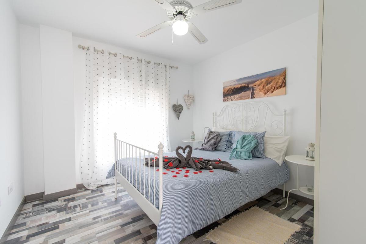 Ajuy Paradise Beach - Housity