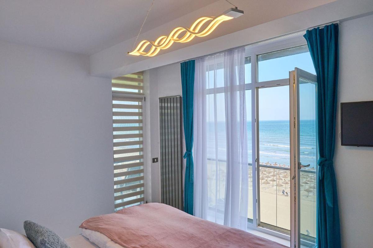 Crazy Sea View 2BR Apartment Spa Pools Resort- Parking - Housity