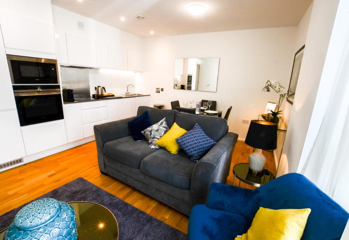 Charles Hope Millharbour - Housity