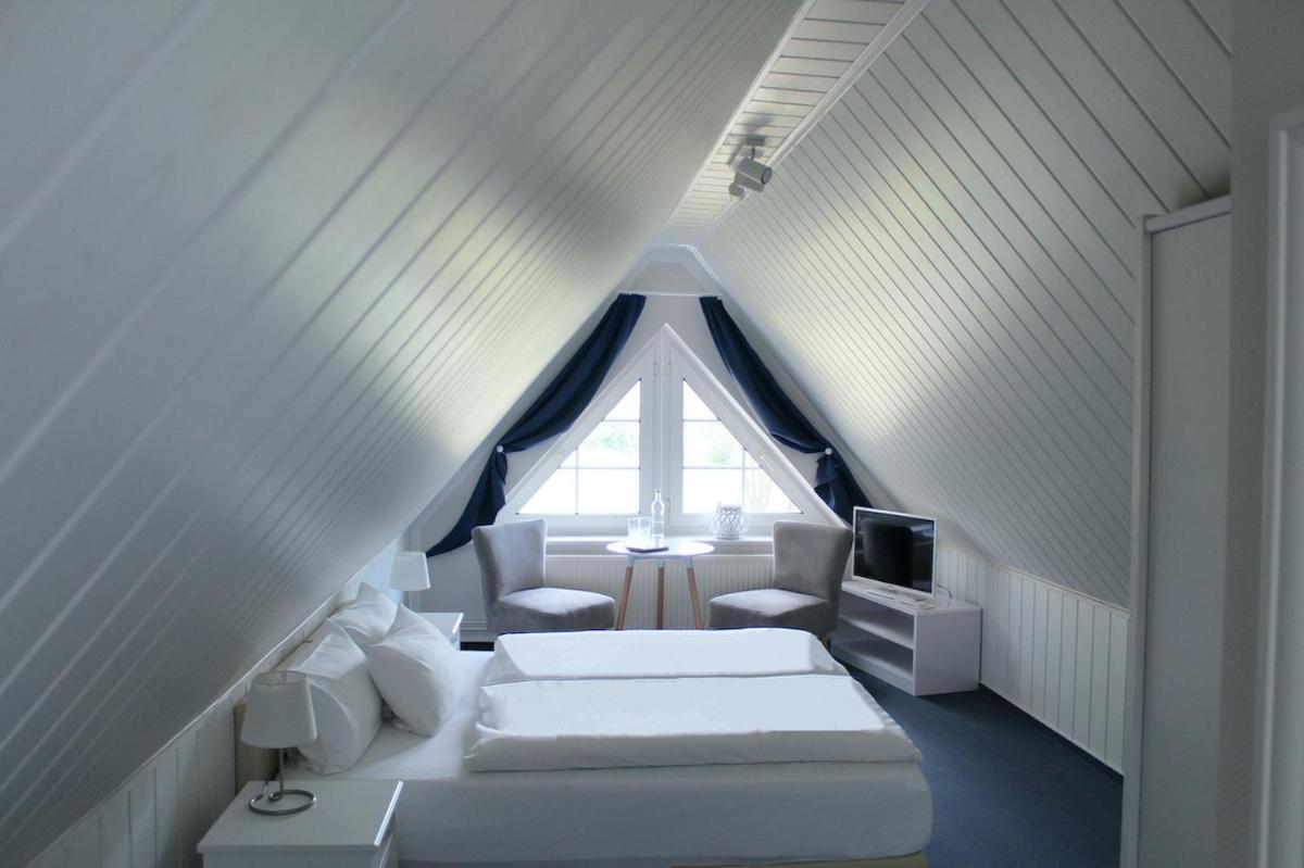 Hotel-Pension Am Fuchsberg - Housity